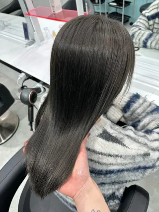 セミロング カラー 透明感・トレンドヘア 🫧SENDAI🫧のヘアスタイル