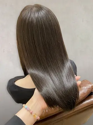 セミロング 谷口 琉希のヘアスタイル