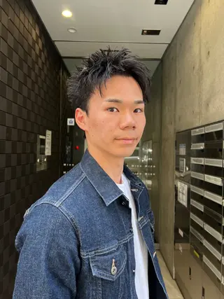 メンズ 大阪メンズハイトーン /スパイキー/RAIのヘアスタイル