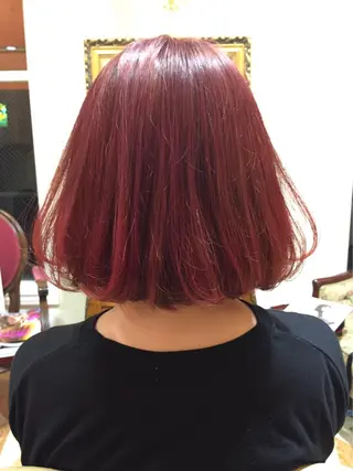 ミディアム 三好 美里のヘアスタイル