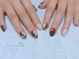 ネイル YUMI NAGAI  のネイルデザイン