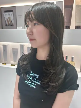セミロング BALMY所属・BALMY- natsuのヘアスタイル