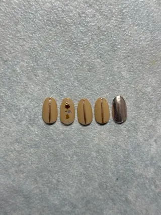 ネイル kiii.__ ✴︎*のネイルデザイン