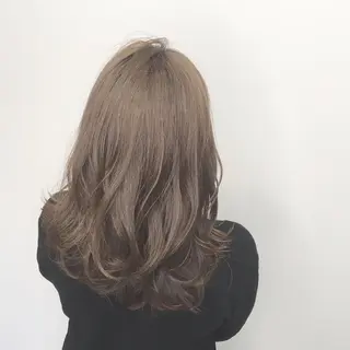 セミロング カラー ブリーチカラー/ 岩破瑞希のヘアスタイル