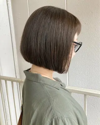 ミディアム roka ノゾミのヘアスタイル