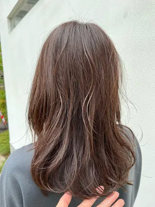 セミロング 松岡 アユミ  berryのマツエク・マツパデザイン