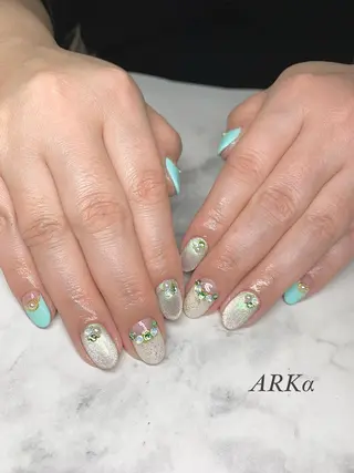 ミディアム ネイル Nailsalon ARKαのネイルデザイン