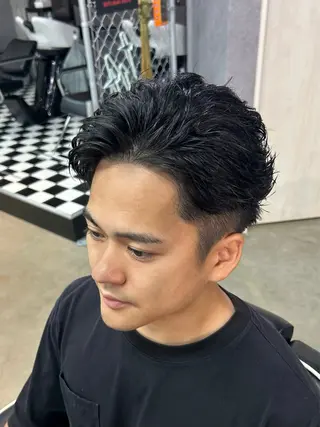 ミディアム 👑パーマの王様👑 【メンズ専門店】のヘアスタイル
