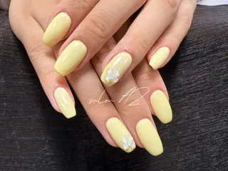 ネイル salonAZ トップネイリストのネイルデザイン