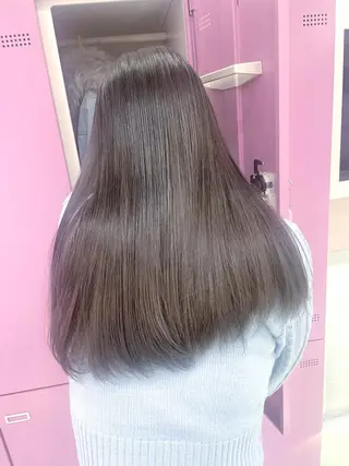 カラー 艶髪 🦋CON🦋のヘアスタイル