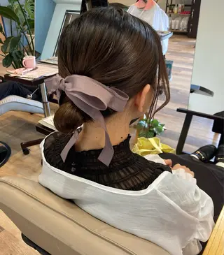 ミディアム 中野 紹江のヘアスタイル