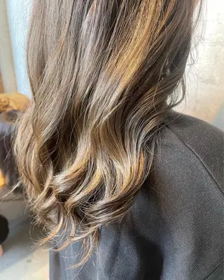 ロング soen by HEADLIGHT 橘通所属・AOI soenのヘアスタイル