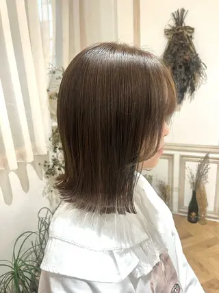 ミディアム カラー merc.🐑🤍 山口夏希のヘアスタイル