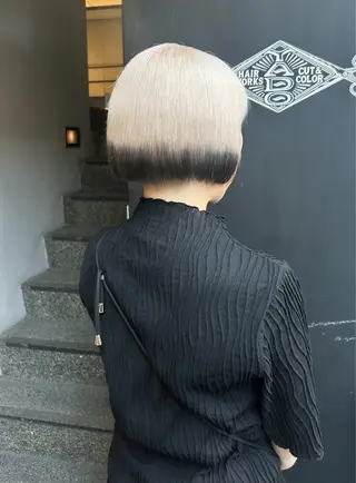 ショート カラー ハイトーンカラー ⭐️NAZUNAのヘアスタイル