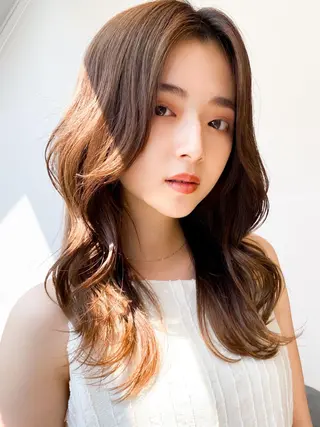 セミロング カラー STAR TOKYOのヘアスタイル
