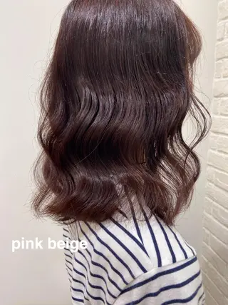 セミロング カラー merc.🌿💚 八幡真衣のヘアスタイル