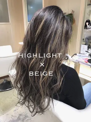 ロング カラー CYAN.矢場町店所属・三代 ゆりあのヘアスタイル