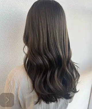 ミディアム 特化✨デザインカラー 白髪染め✨住田緋菜のヘアスタイル