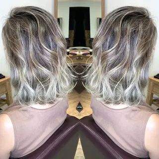 ミディアム カラー レイヤー/ウルフ ハイトーンhiroのヘアスタイル