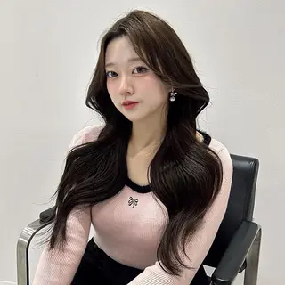 ロング カラー MAEUL NAGOYA所属・⛓韓国IDOLヘア 🥀🖤/あいりのヘアスタイル