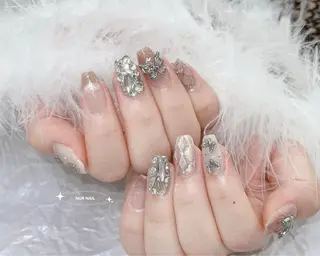 ネイル RINA 🤍のネイルデザイン