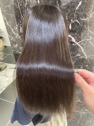 ロング 川田流輝 艶髪カラー/髪質改善のヘアスタイル