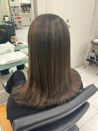 セミロング 今だけカット無料✨ 表参道美容師 井出光のヘアスタイル