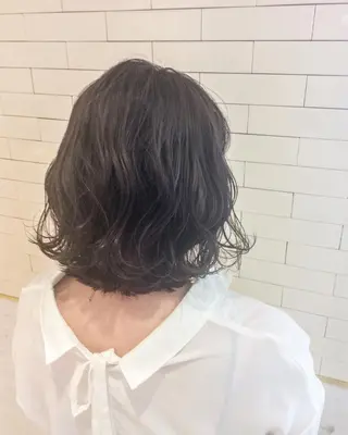 ミディアム カラー レイヤーカット× 髪質改善たもりのヘアスタイル