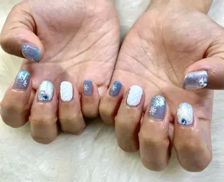 ネイル OOMINE KAORIのネイルデザイン