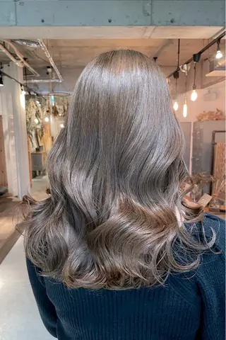 ロング カラー unico.所属・韓国ヘア/暖色カラー 新美多英のヘアスタイル