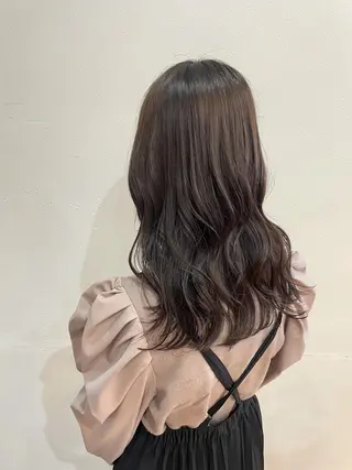 セミロング Freez オオヤブ カホのヘアスタイル