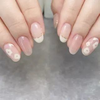 ネイル Ayane 🫧のネイルデザイン