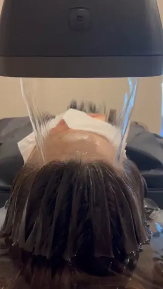 カラー ミディアム 辻花 さおりのヘアスタイル