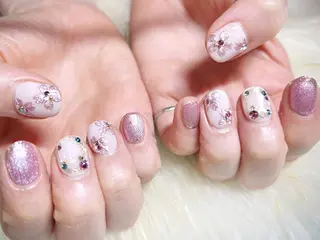 ネイル Ruri. hのネイルデザイン