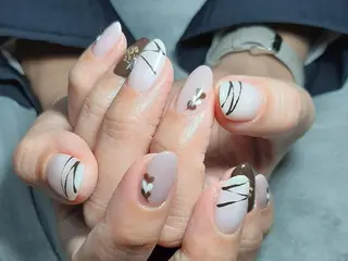 ネイル ネイリスト やましたのネイルデザイン