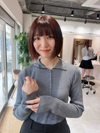 ショート カラー 🌟小顔カット🌟 レイヤーカットボブのヘアスタイル