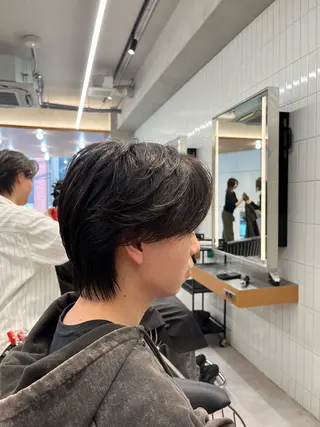 ショート ウルフカット🐺 センターパート🌈のヘアスタイル