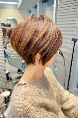 ショート 美才治 秀欣 (ビサイジ ヒデキ)のヘアスタイル