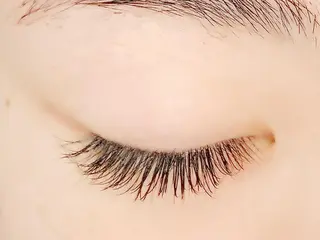 マツエク・マツパ YELLIO所属・YELLIO (エーリオ)のマツエク・マツパデザイン