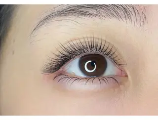 マツエク・マツパ unanina salon所属・U salon みなのマツエク・マツパデザイン