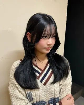 ロング 前田 栞九郎のヘアスタイル