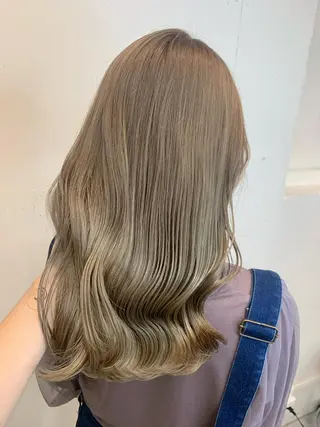 ロング カラー ヘアアレンジ Bei Licoldo.所属・マツオカ マコのヘアスタイル