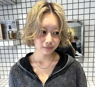 ショート カラー hair salon　丹tan所属・Rena✴︎トレンド ×スタンダードMIXのヘアスタイル