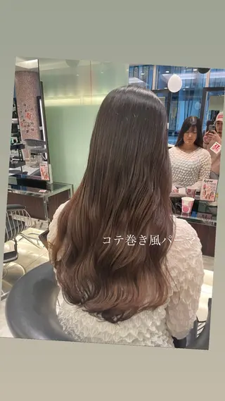 ロング コテ巻きパーマ 藤野佑成のヘアスタイル