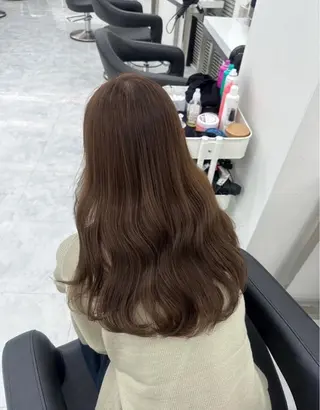 カラー yoki.【ﾖｷ】所属・Yoki.【ﾖｷ】 OMI／透明感カラーのヘアスタイル