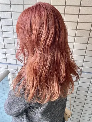 ロング カラー コマツリサ ROCCO eastのヘアスタイル