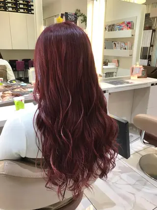 ロング カラー 清藤 綾のヘアスタイル