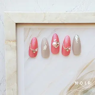 ネイル NOIR所属・NOIR 長谷川のネイルデザイン