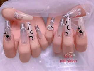 ネイル UMI ネイルサロン新宿のネイルデザイン