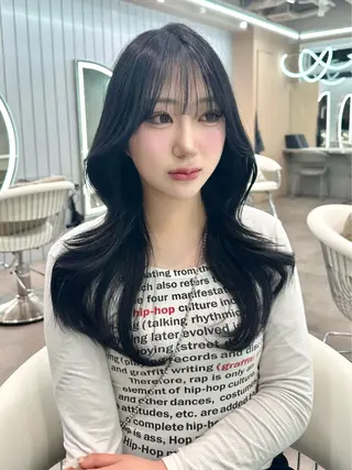 セミロング ヘアアレンジ ブリーチなしW🎀 髪質改善／はのんのヘアスタイル